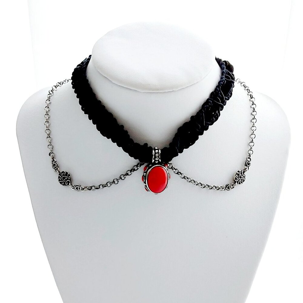 Vintage Gothic-Inspired Black Velvet Choker Necklace